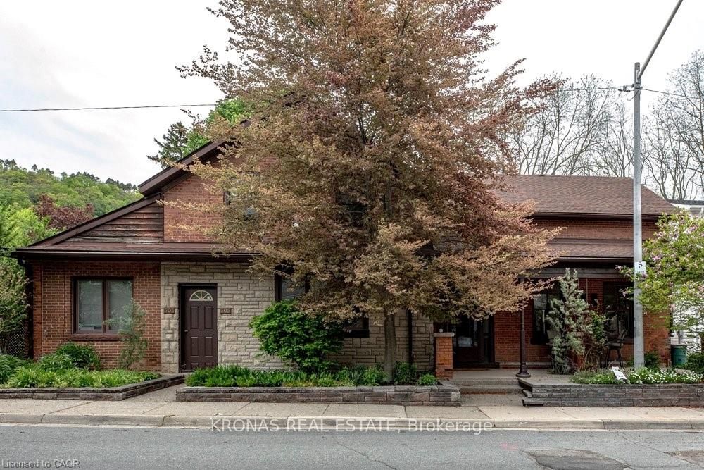 307 King Street W, Hamilton, ON, L9H 1W3