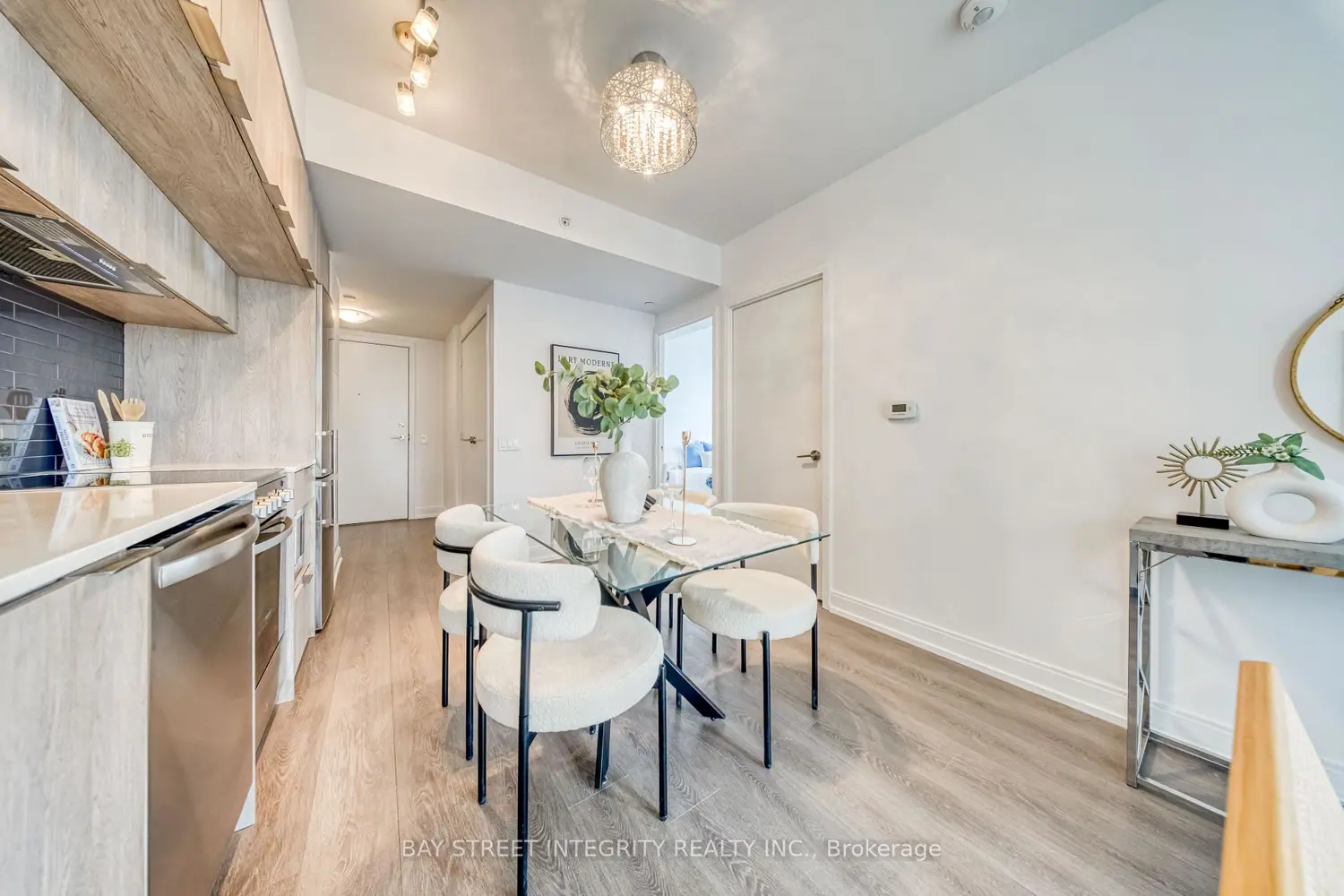 Additional image 7 of 181 Dundas Street 2211
