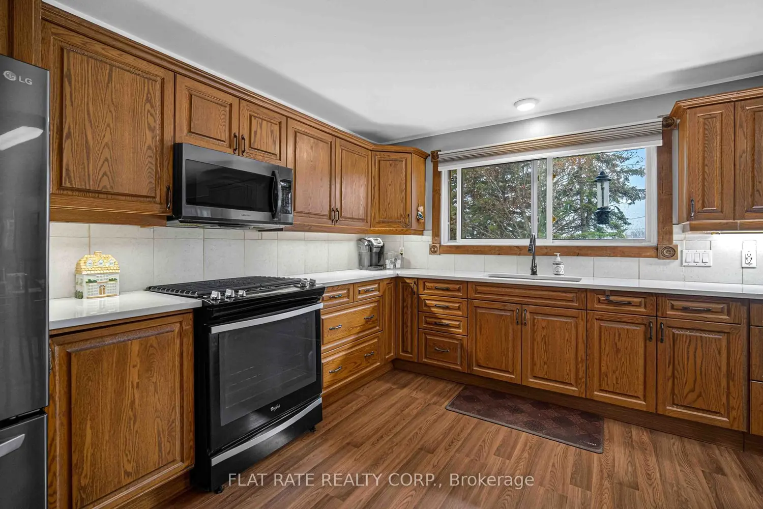23 Willow Road photo 5