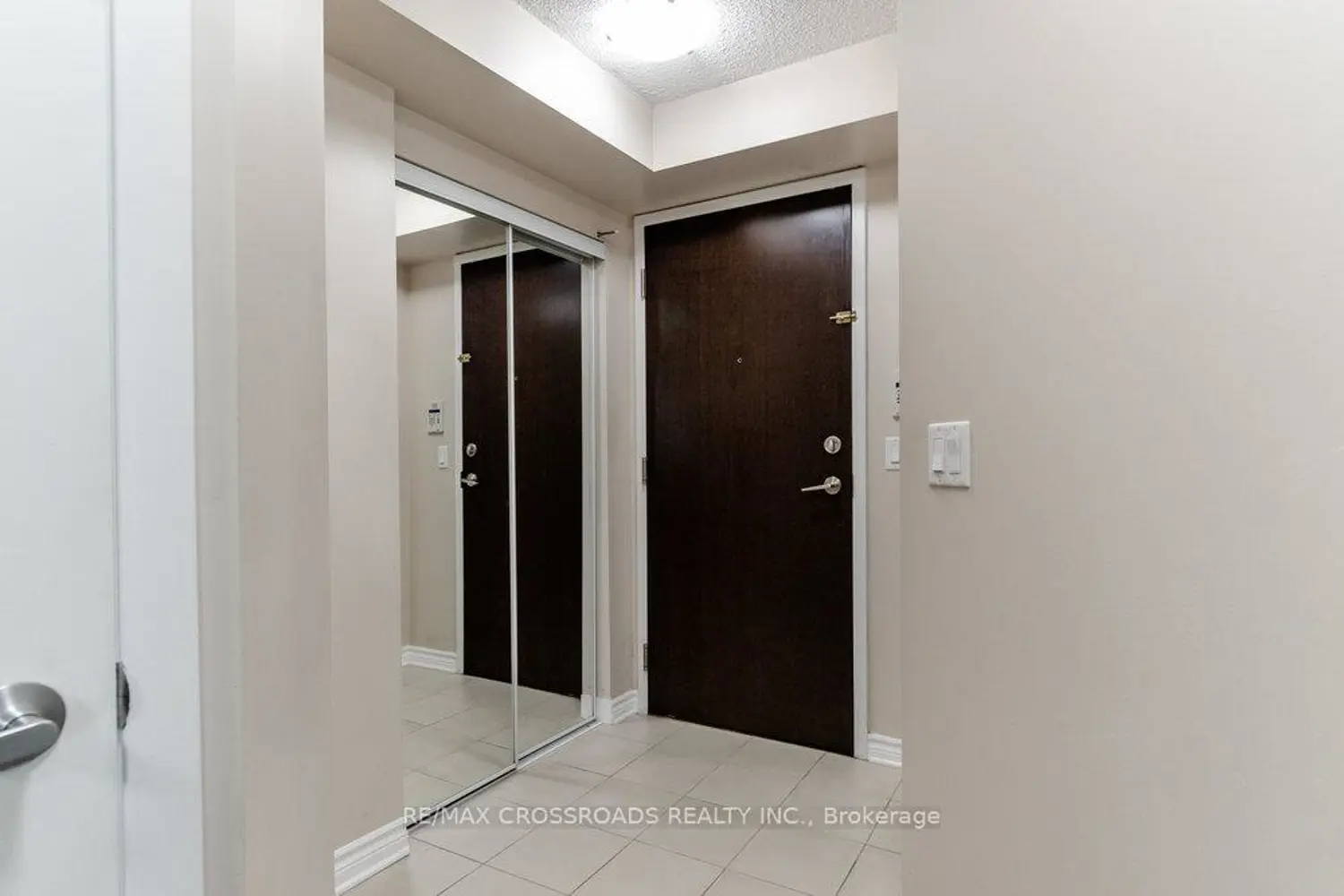 215 Sherway Gardens Road 604