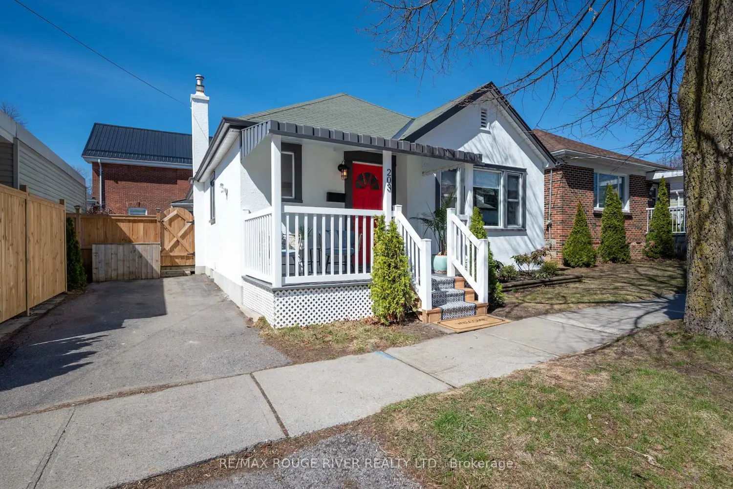 203 Bagot Street photo 2