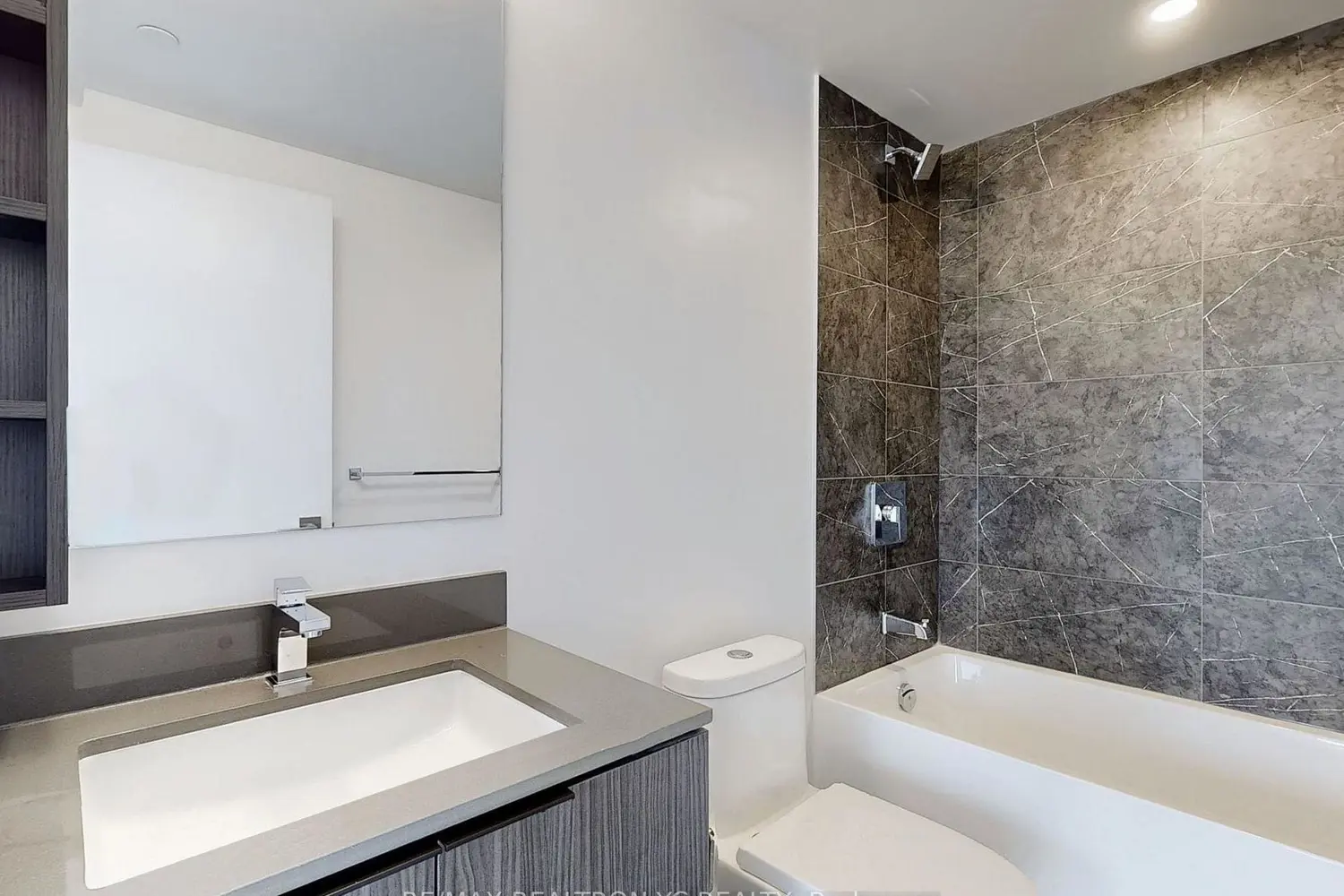 Additional image 9 of 82 Dalhousie Street 1106