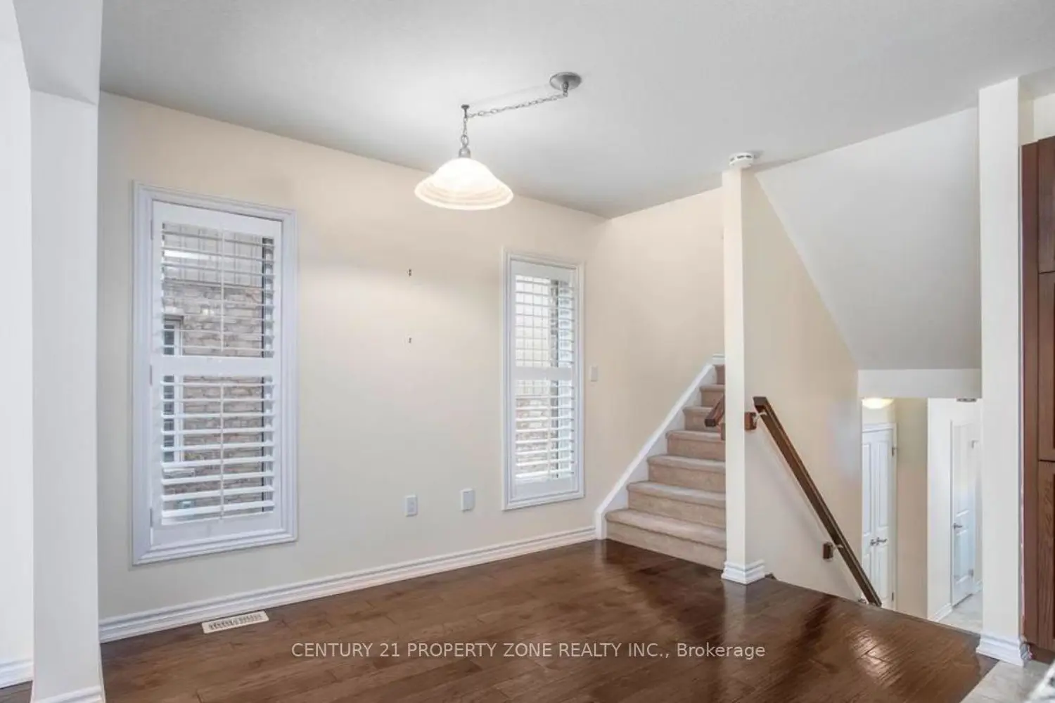 190 Summit Ridge Drive photo 5