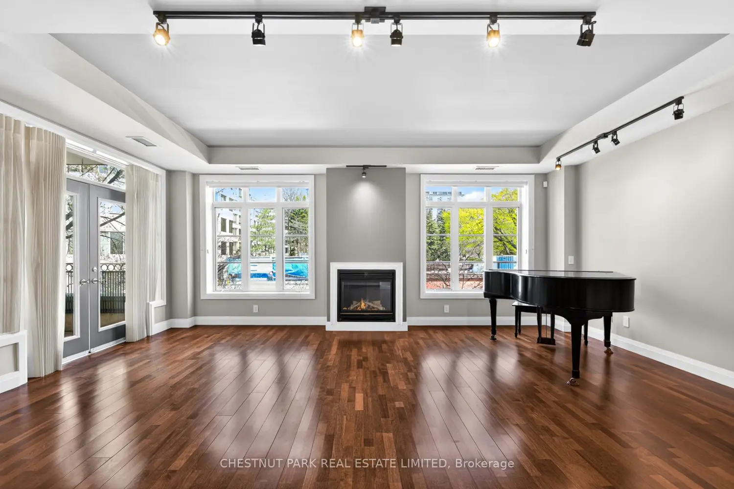 Additional image 14 of 21 Shaftesbury Avenue 203