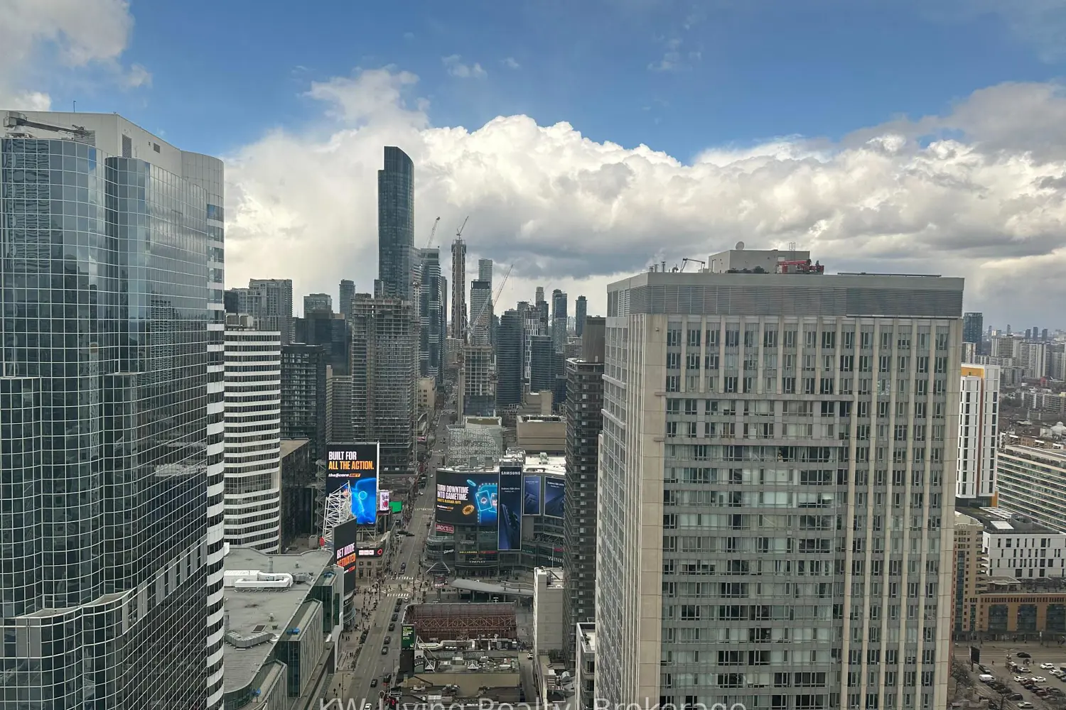 Additional image 6 of 197 Yonge Street 3714