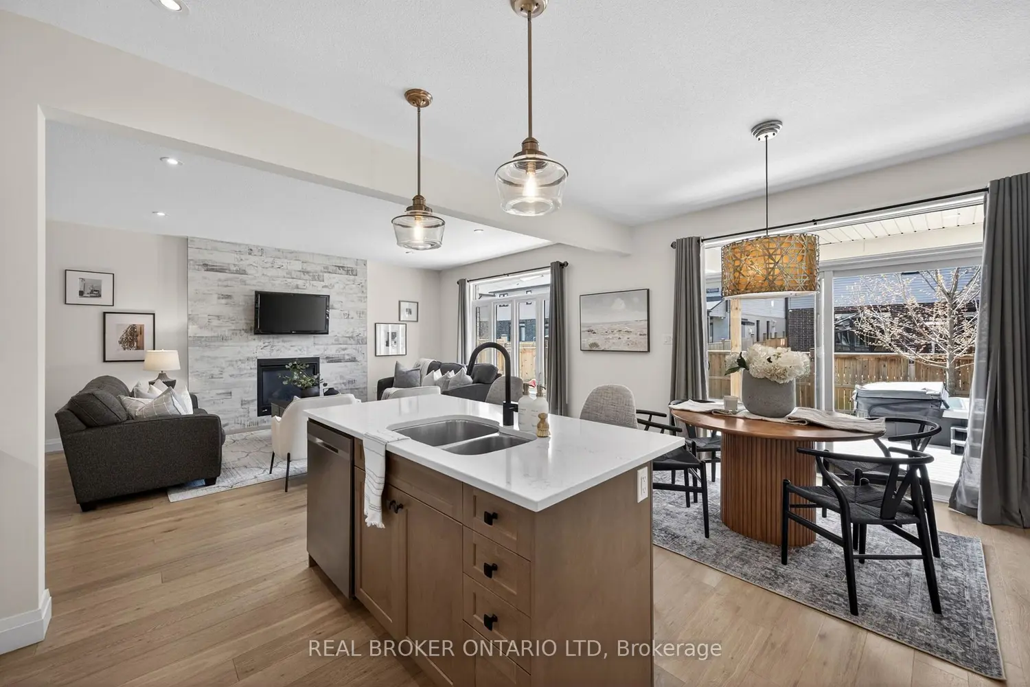 Additional image 7 of 1765 Brayford Avenue
