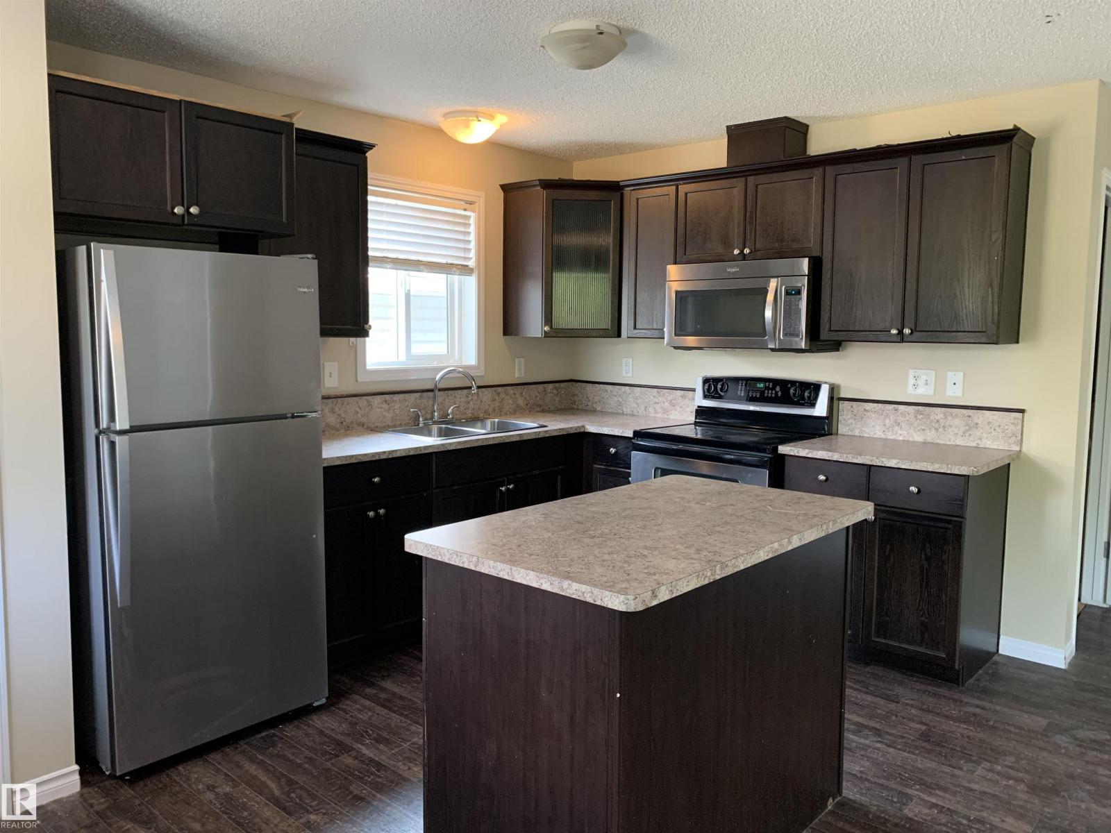 Additional image 3 of 11824 93 Street NW, Edmonton, AB, T5G1E3