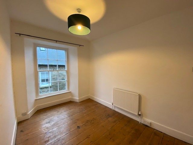 Additional image 10 of 3 bed flat to rentNew Street, Penzance TR18
