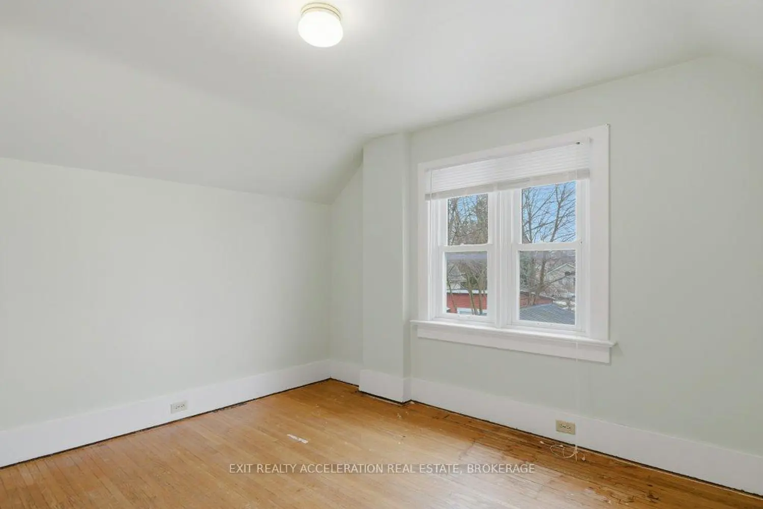 Additional image 12 of 236 East Street