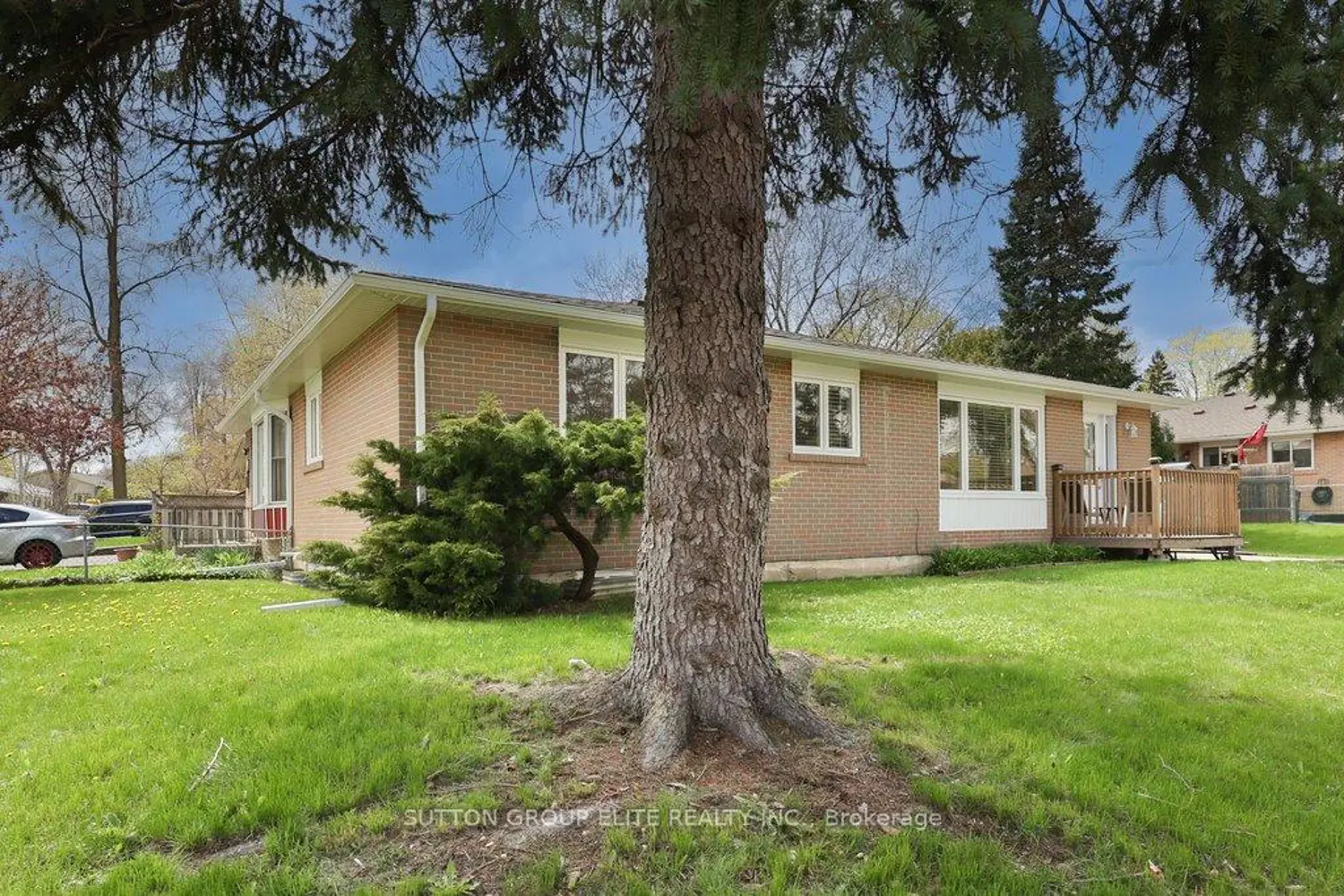 1488 Swanage Crescent