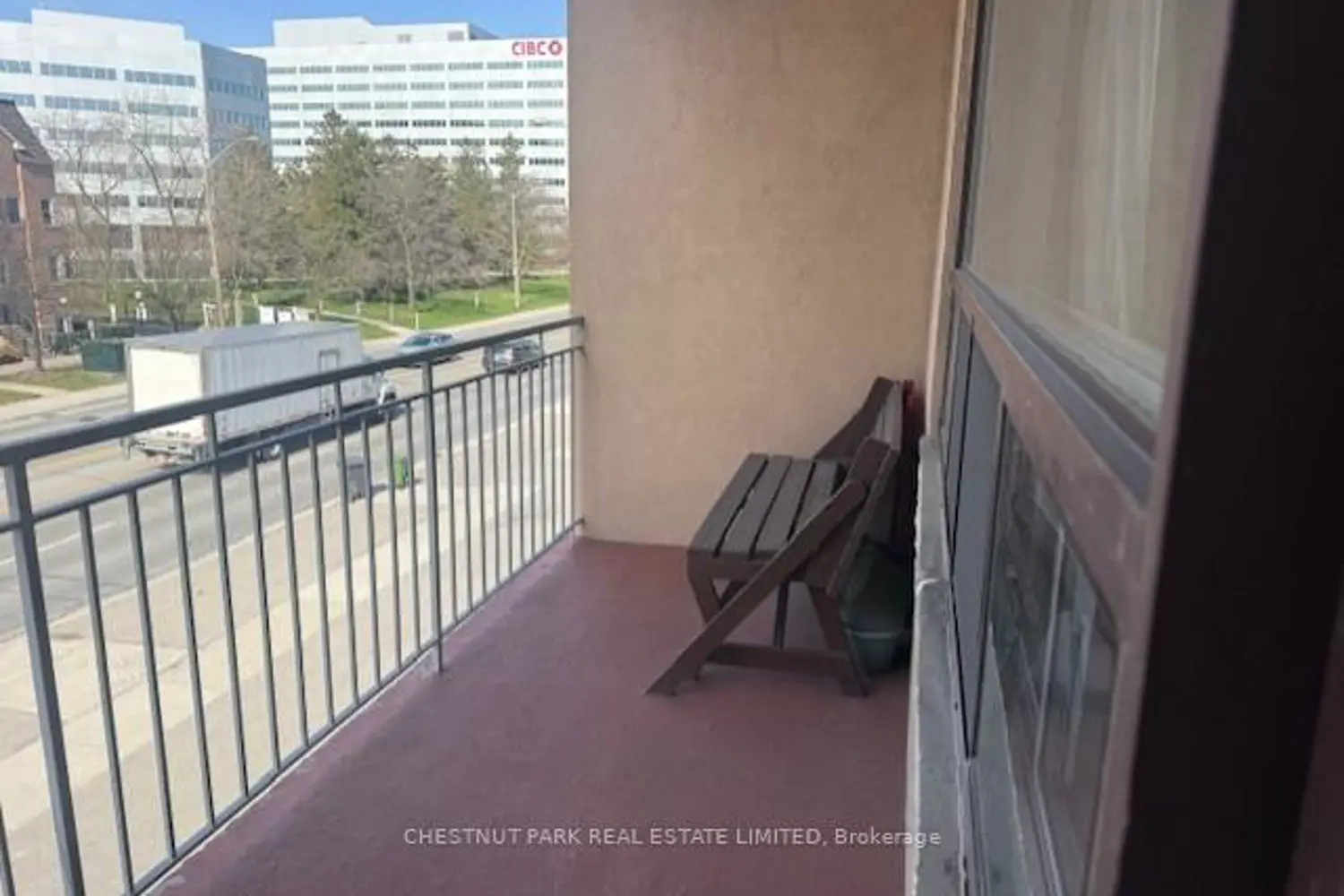 Additional image 7 of 757 Lawrence Avenue