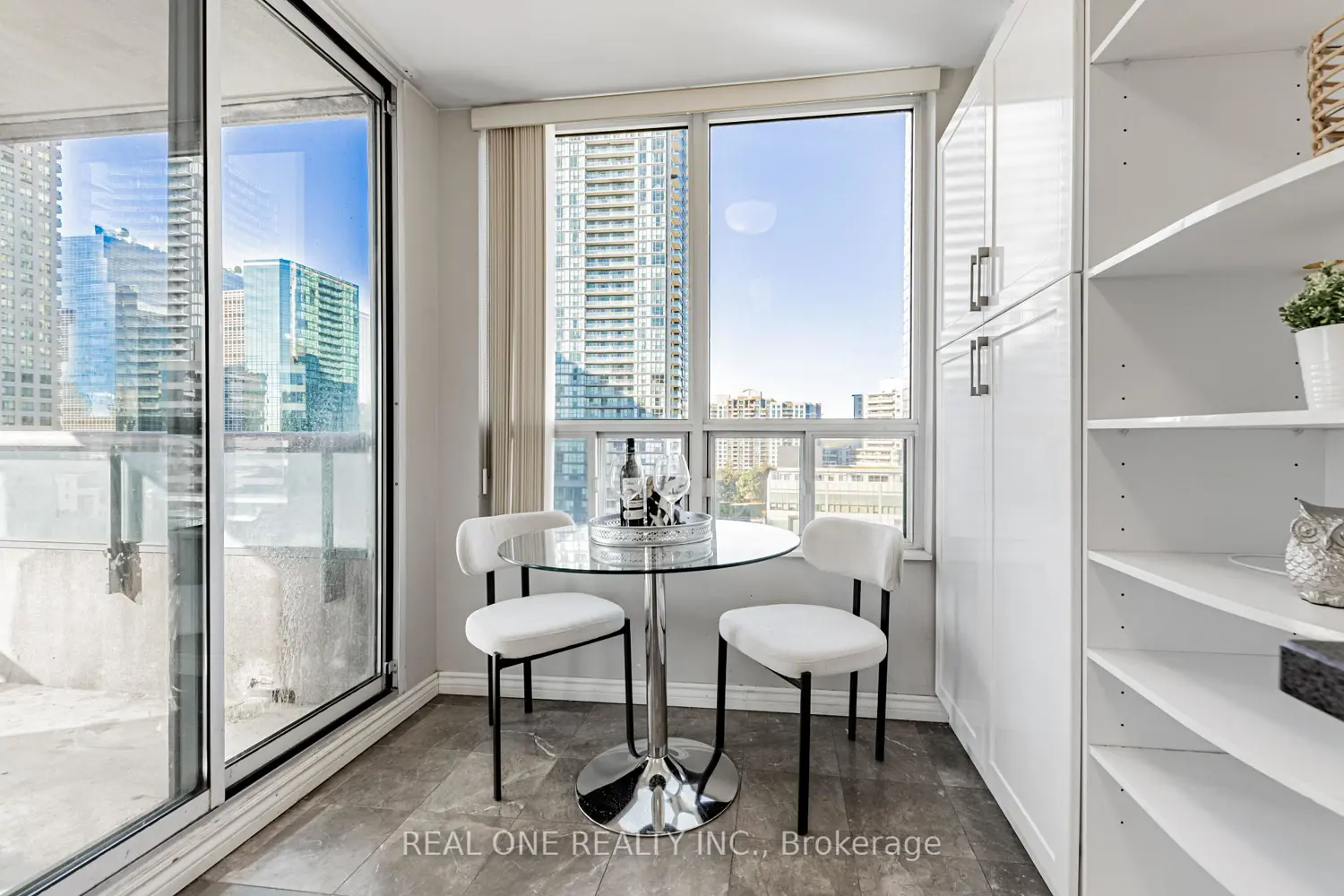 Additional image 8 of 238 Doris Avenue 1503