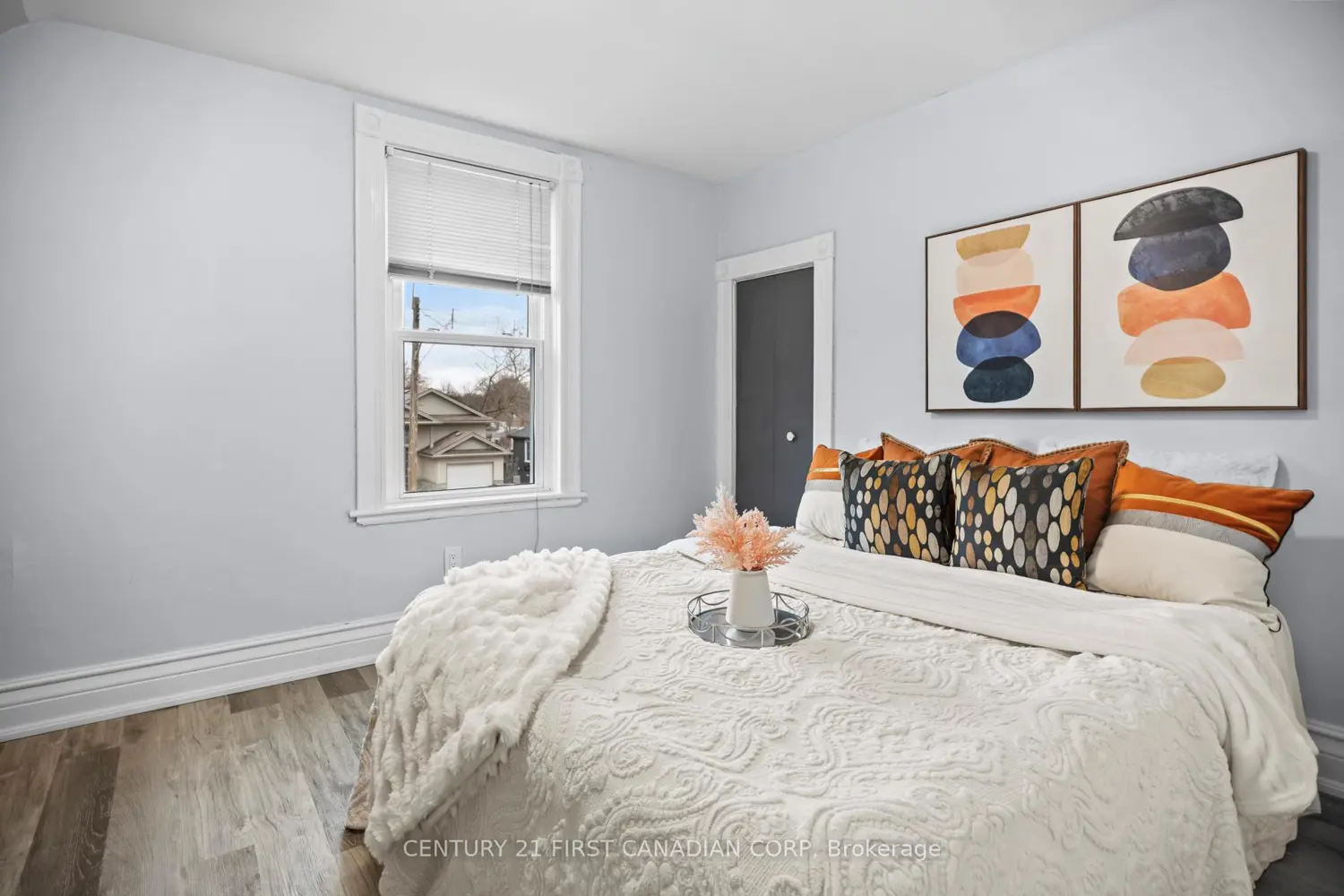 Additional image 15 of 401 Salisbury Street