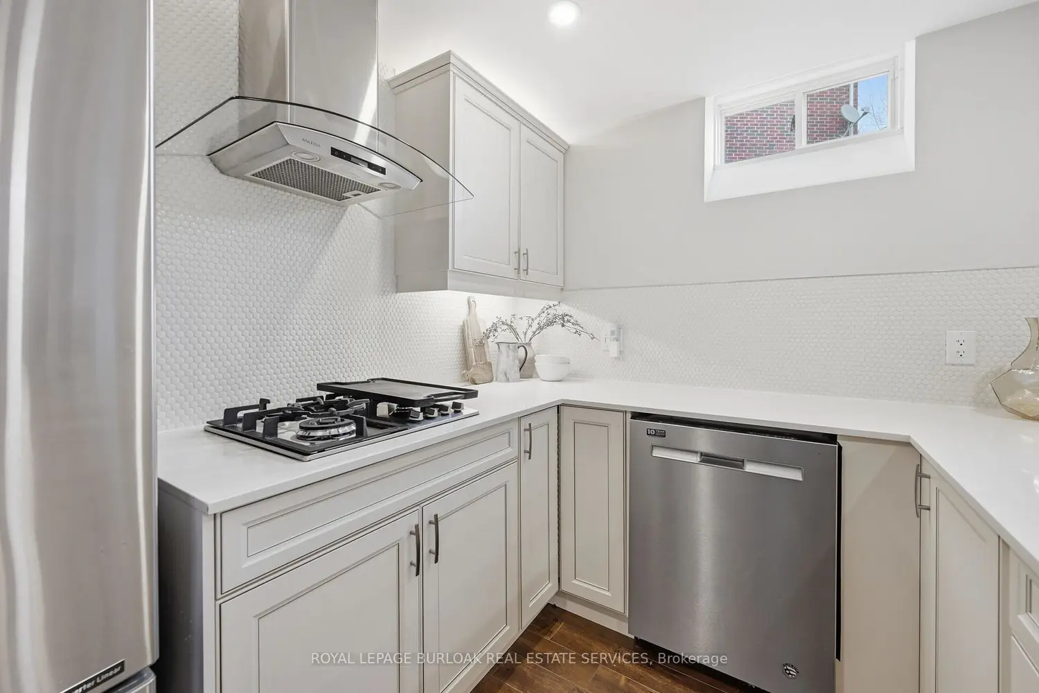 Additional image 12 of 4186 Fuller Crescent