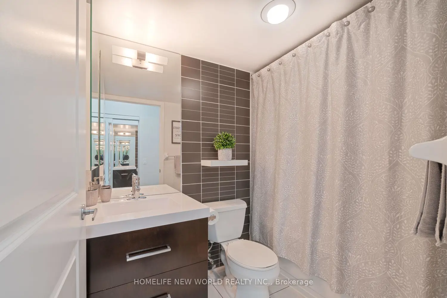 Additional image 10 of 225 Sherway Gardens Road 2303
