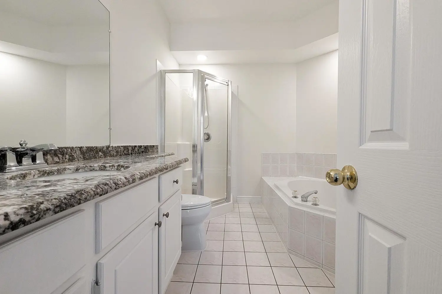 Additional image 3 of 400 Ambleside Drive 10