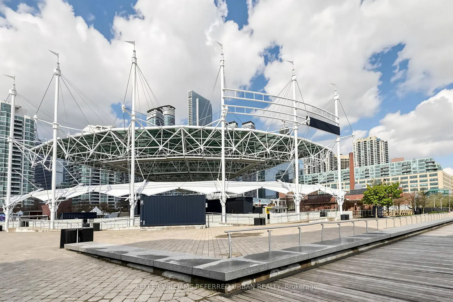 Additional image 18 of 230 Queens Quay 2325