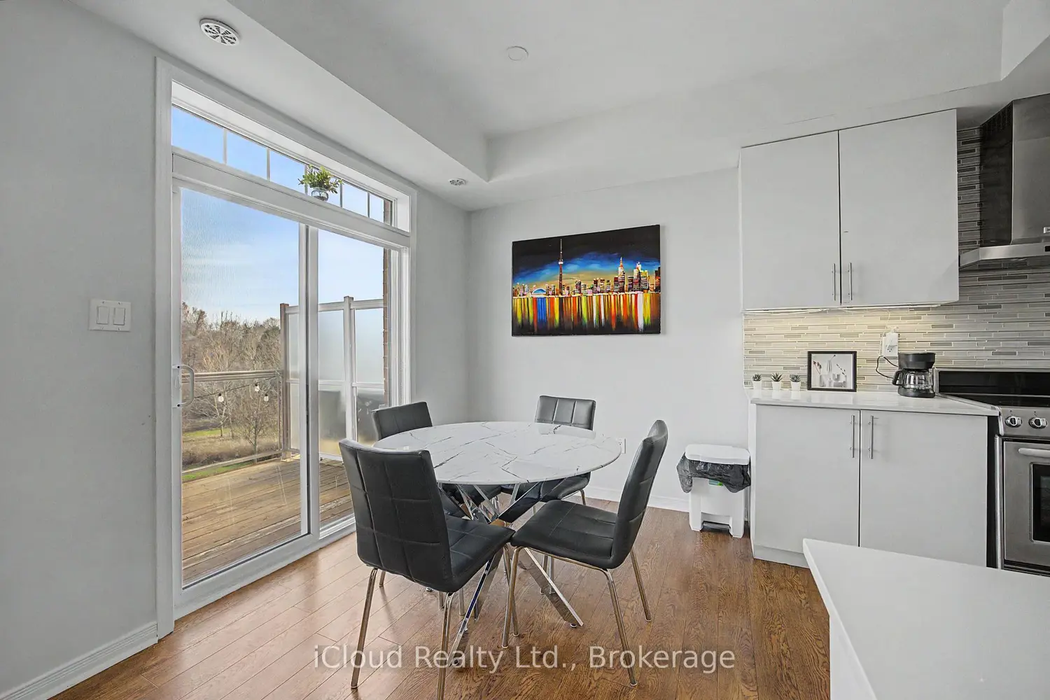 Additional image 4 of 180 Howden Boulevard 6