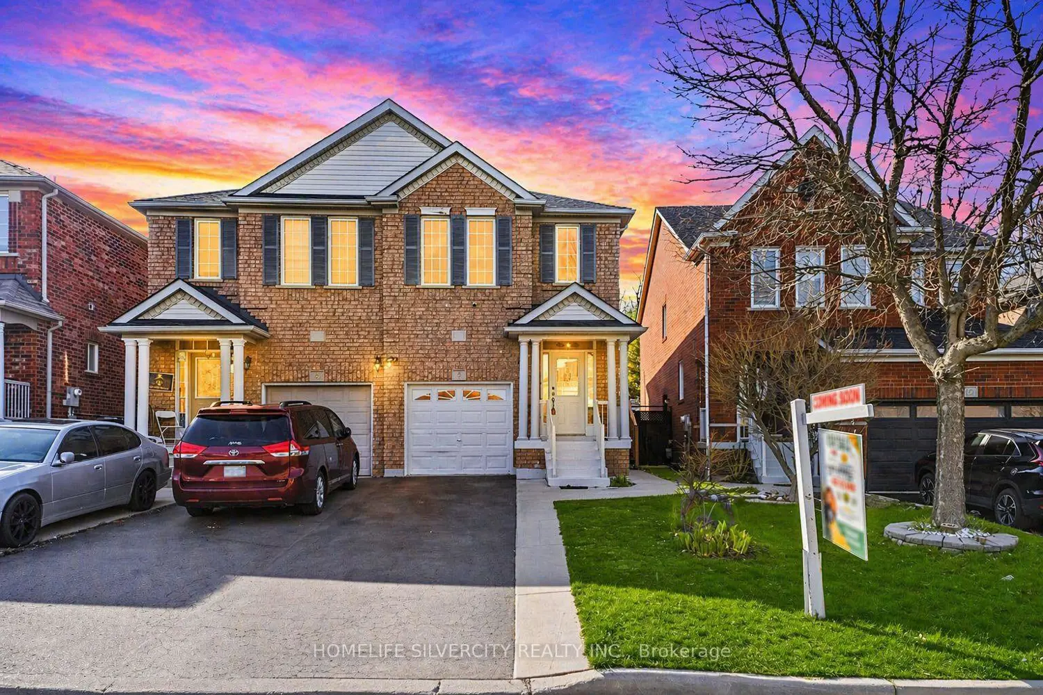 8 Oak Gardens Court