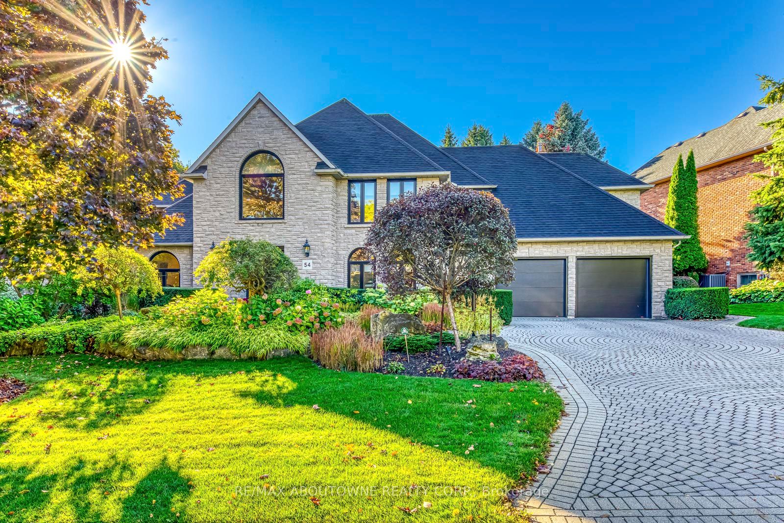 Additional image 2 of 54 Deerview Avenue, Hamilton, ON, L9G 4R8