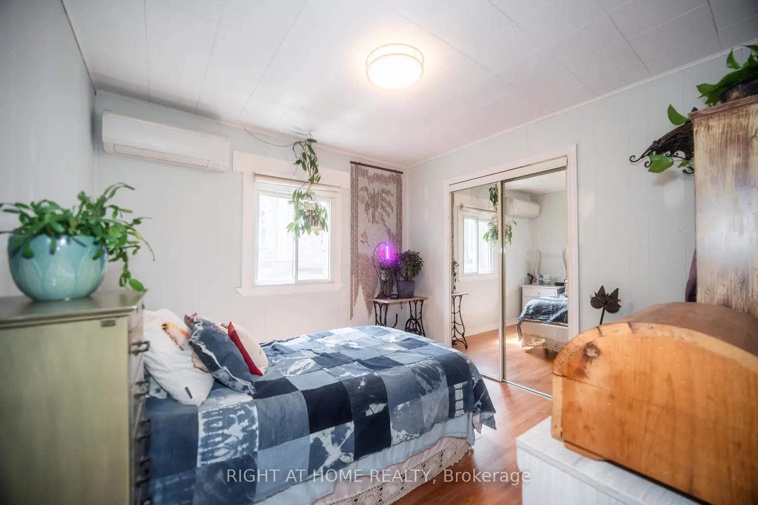 Additional image 5 of 1007 Ferrier Avenue