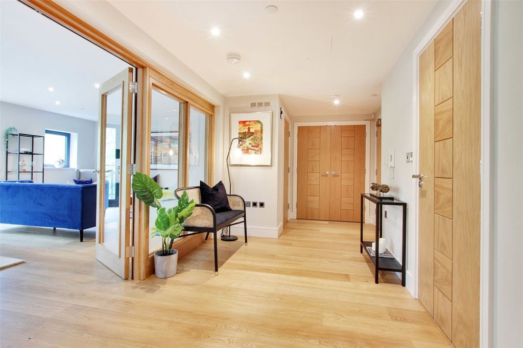 Additional image 10 of 2 bed flat to rentGranville Road, Sevenoaks, Kent TN13