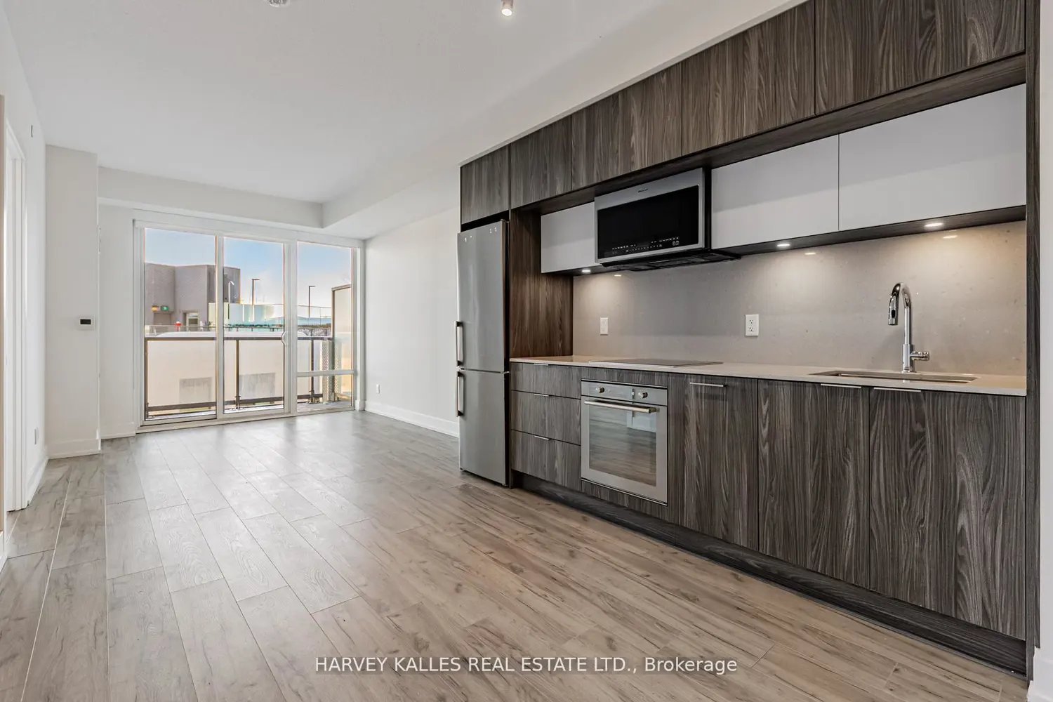 Additional image 8 of 25 Adra Grado Way 708