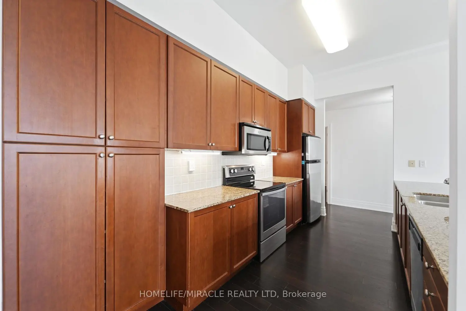 Additional image 18 of 777 Steeles Avenue