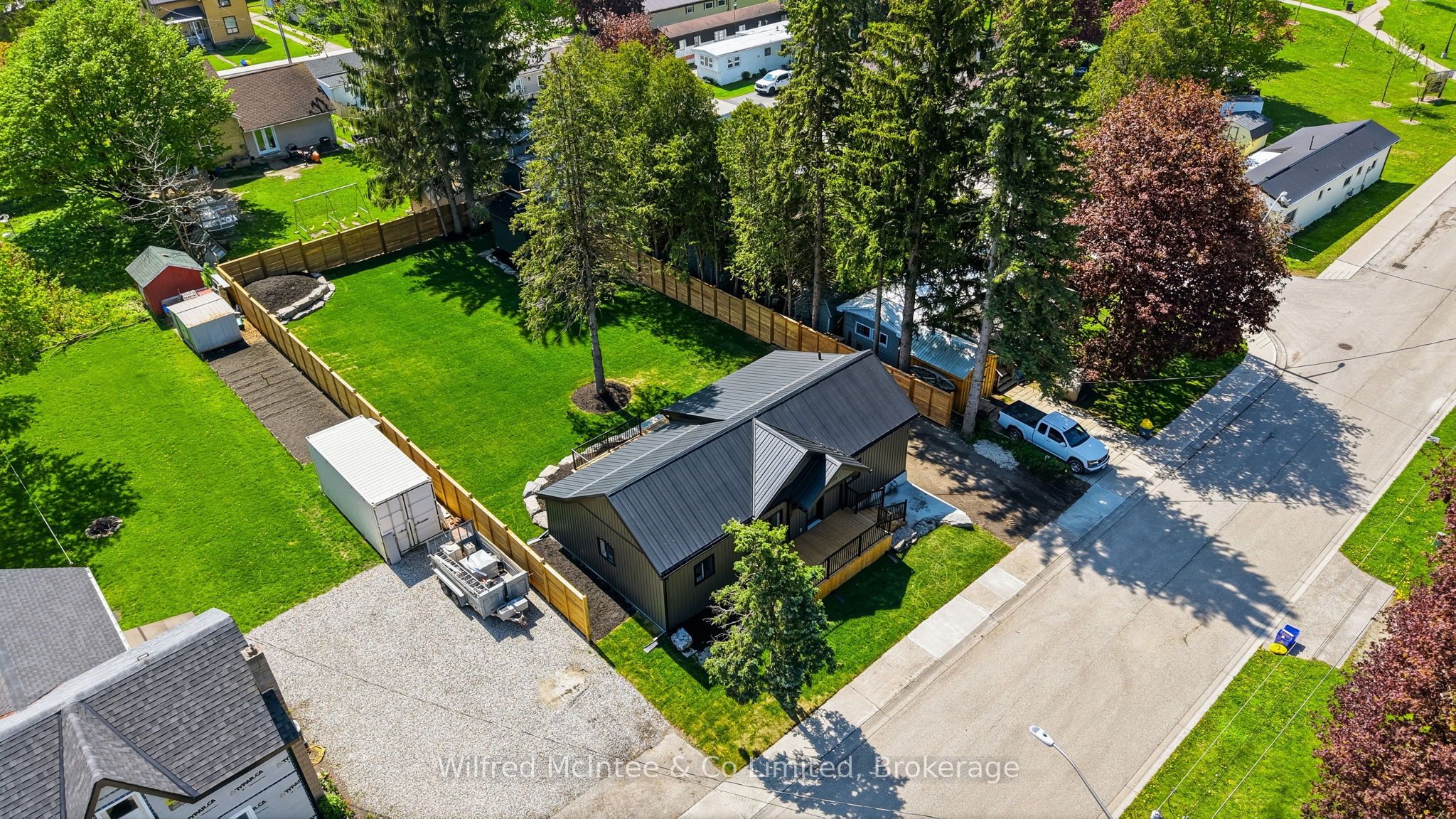 550 Wellington Street, Minto, ON, N4W 3G9