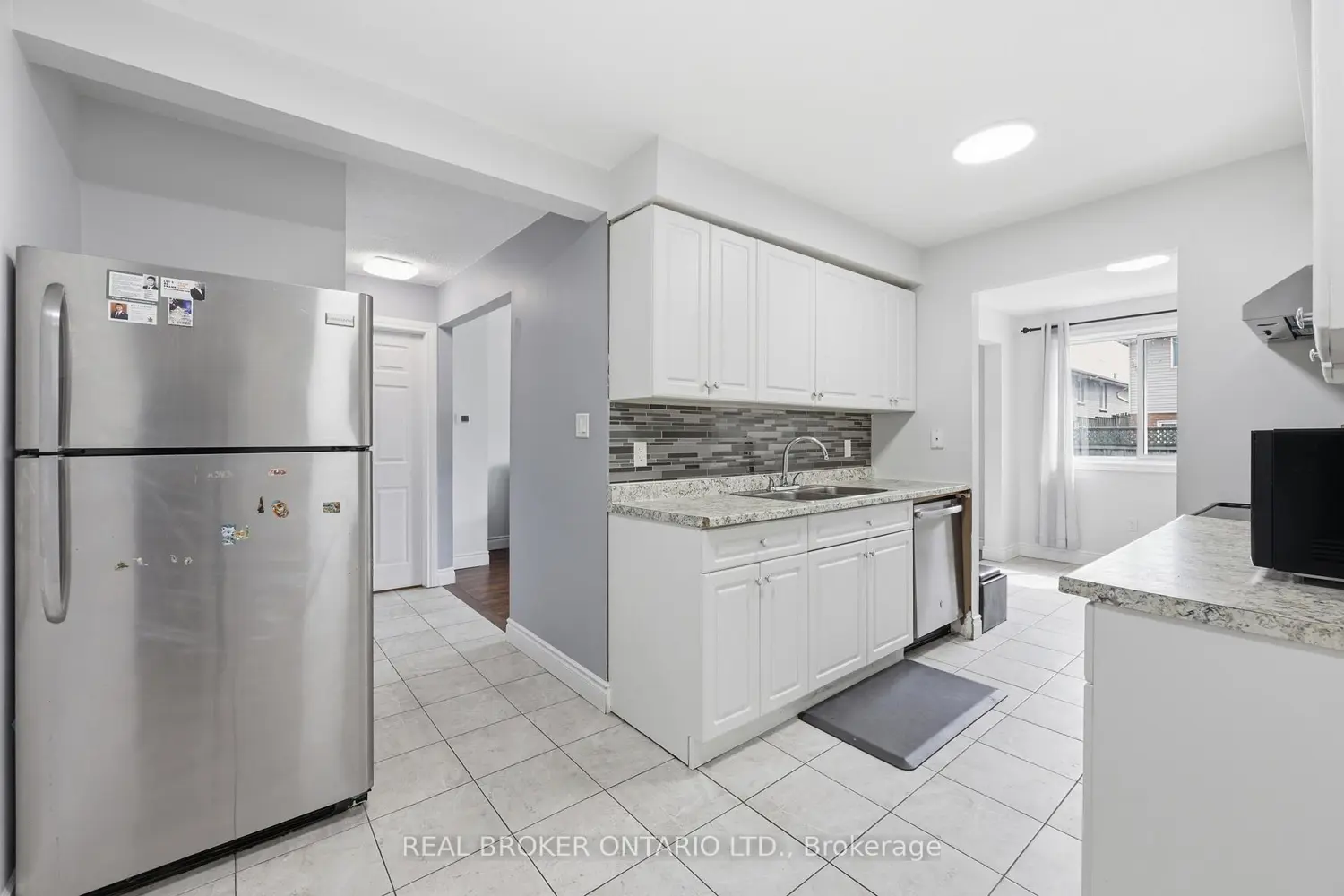 Additional image 8 of 262 Kenora Avenue 29