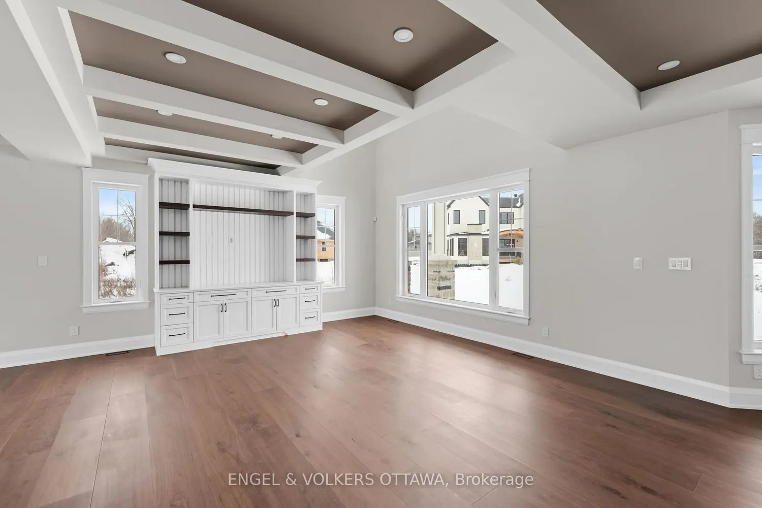 432 Ashbee Court