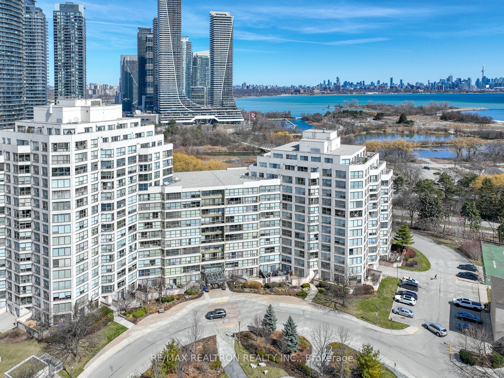 1012-2261 Lake Shore Boulevard W, Toronto, ON, M8V 3X1