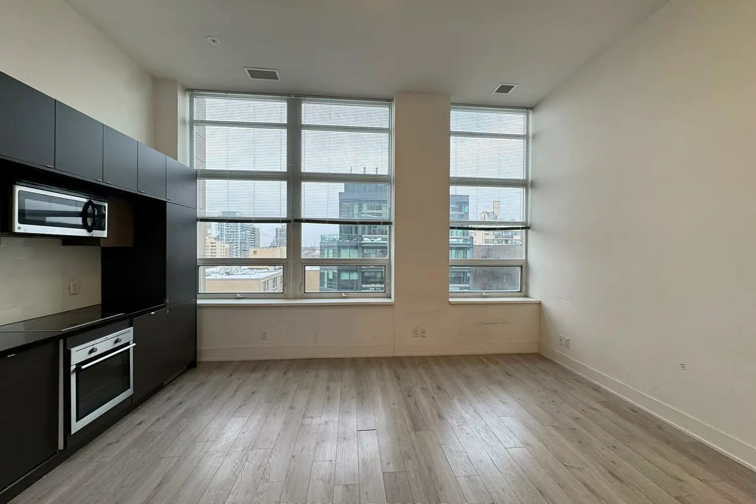 Additional image 5 of 111 St Clair Avenue 802