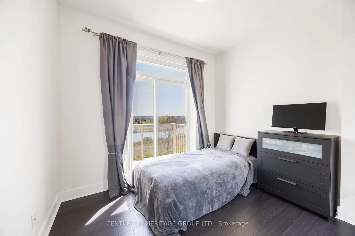 Additional image 6 of 28 Prince Regent Street 329