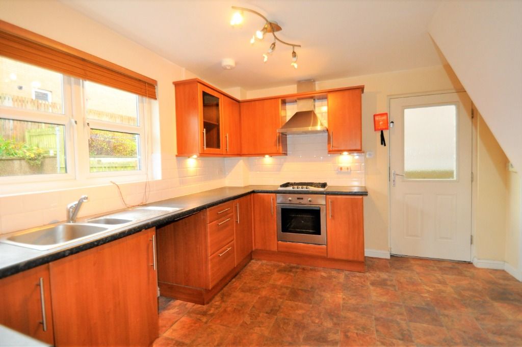 Additional image 4 of 3 bed semi-detached house to rentFernieside Place, Gilmerton, Edinburgh EH17