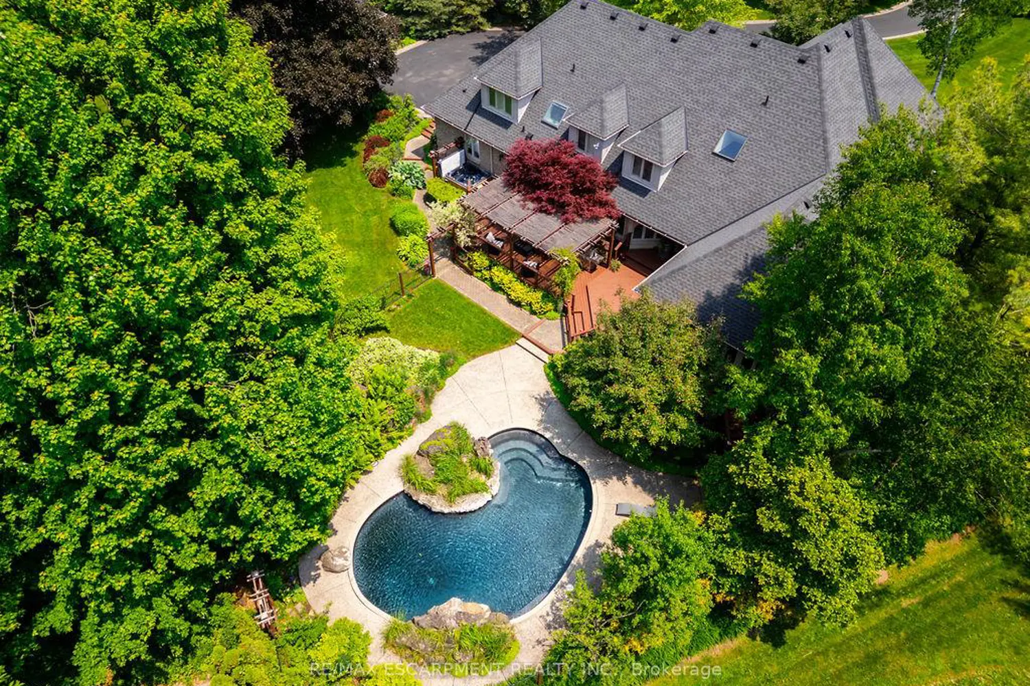 27 Blackberry Place