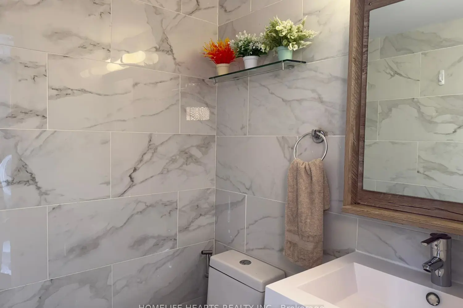 Additional image 16 of 20 Edgecliff Golfway #315