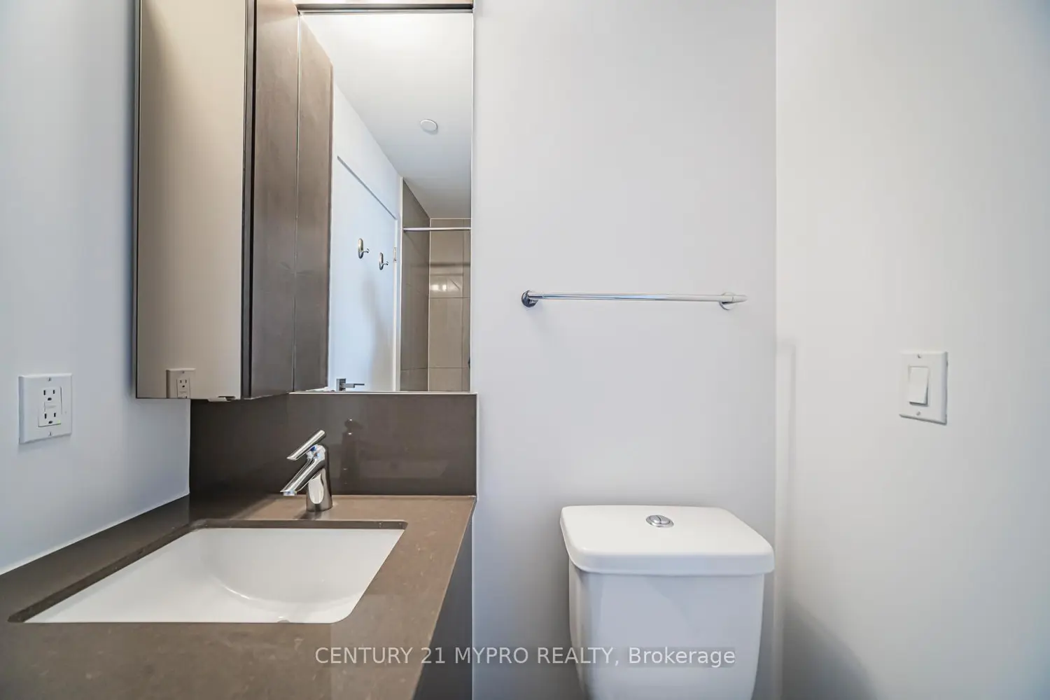 Additional image 11 of 89 Dunfield Avenue 2803