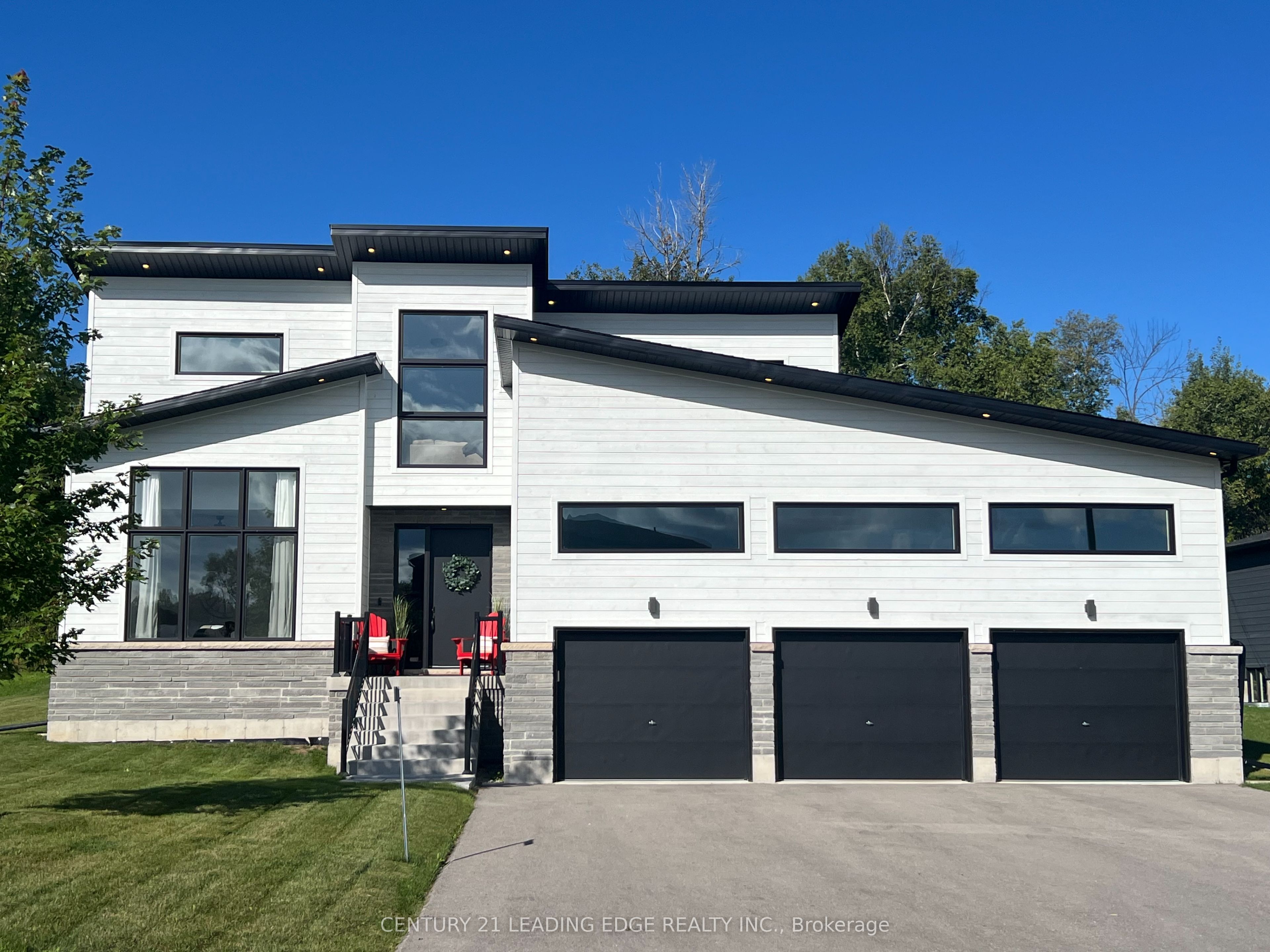 Additional image 2 of 108 Goldie Court, Blue Mountains, ON, N0H 1J0