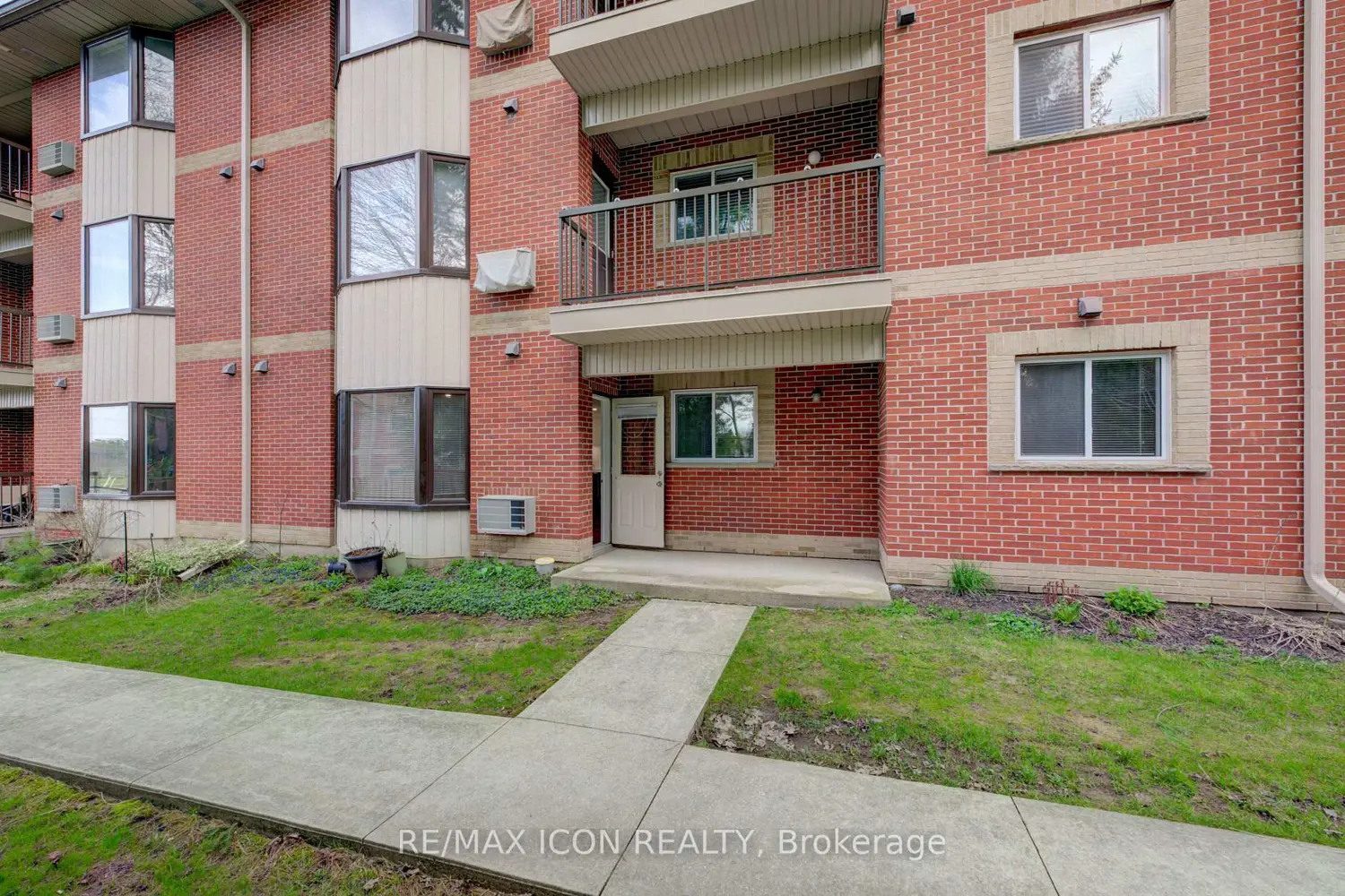 Additional image 18 of 440 Durham Street 5