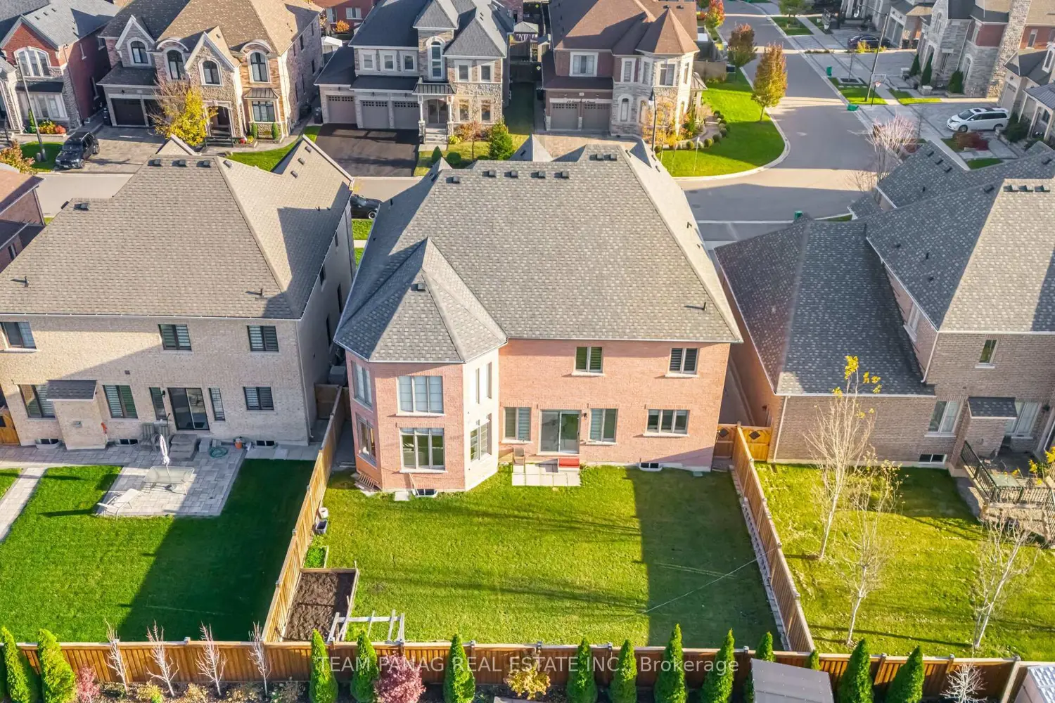Additional image 18 of 26 Snaresbrook Crescent