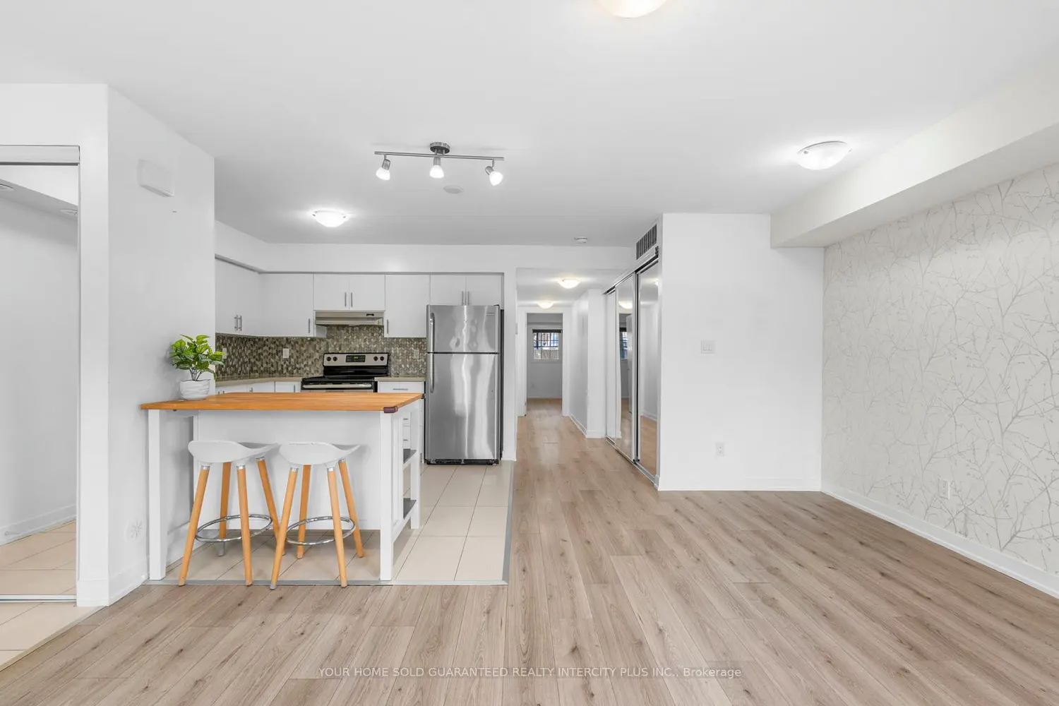 Additional image 7 of 26 Bruce Street E05