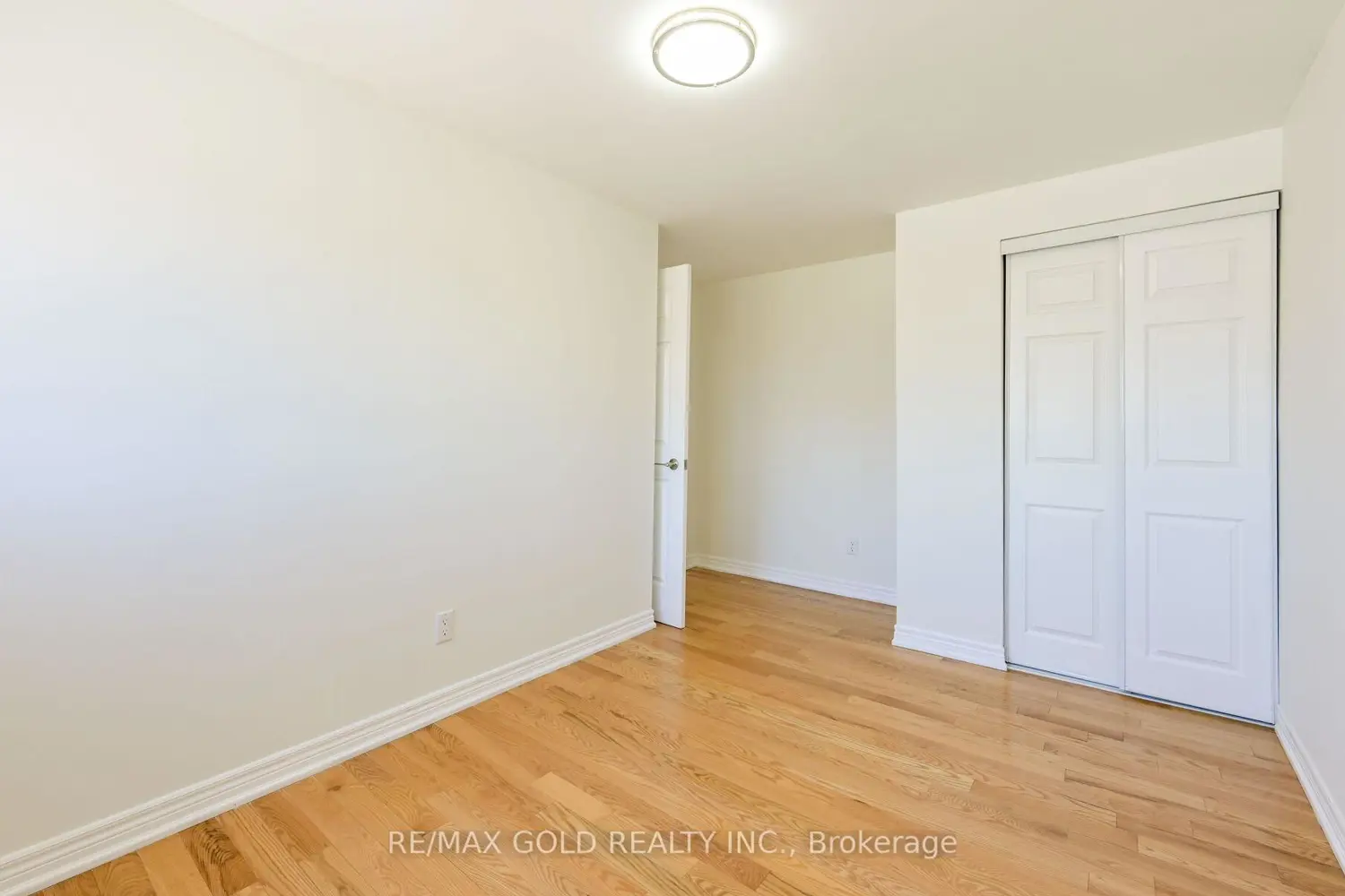 Additional image 15 of 1601 Albion Road 266
