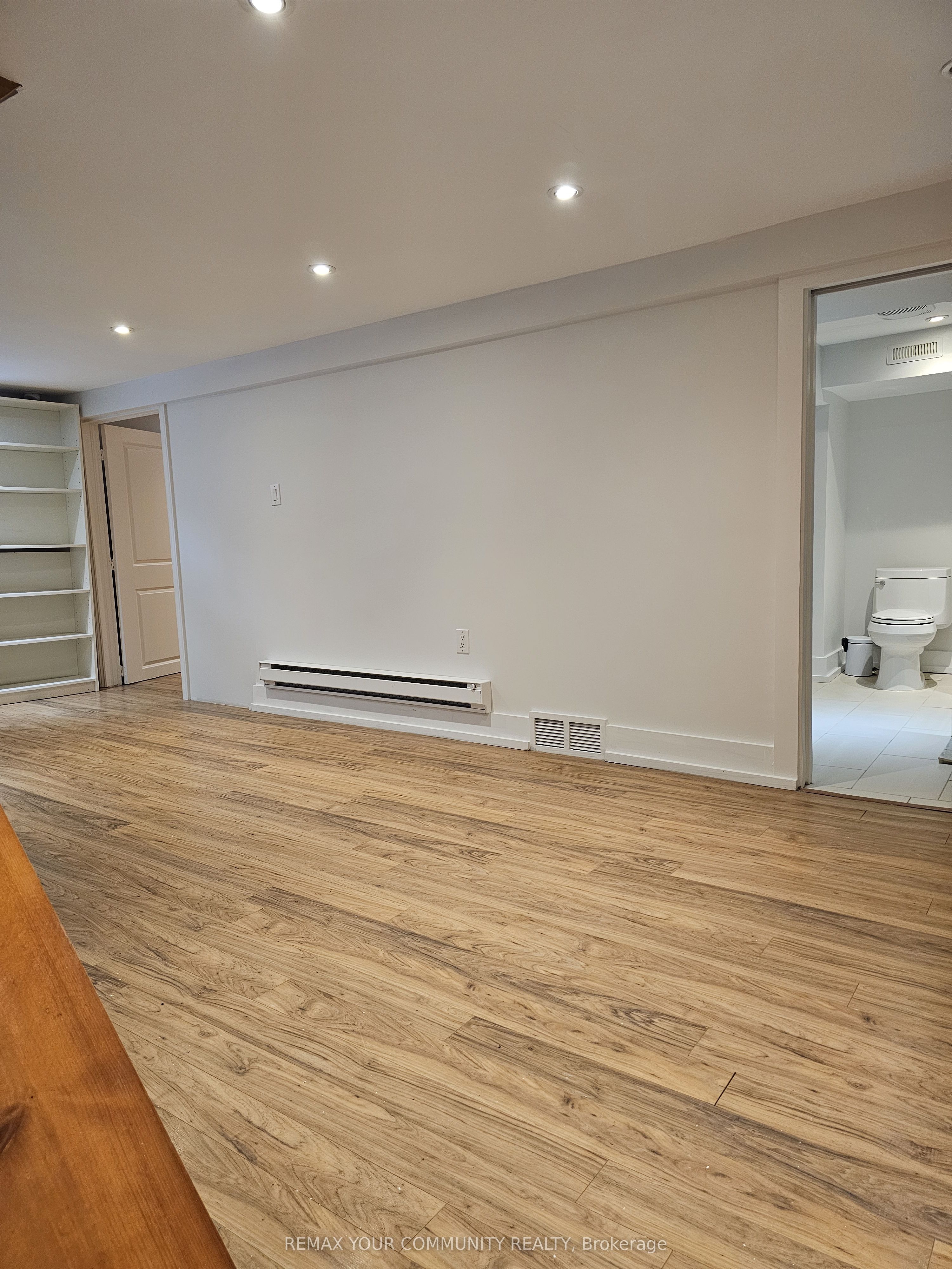 Additional image 6 of Basement-222 Patricia Avenue, Toronto, ON, M2M 1J5