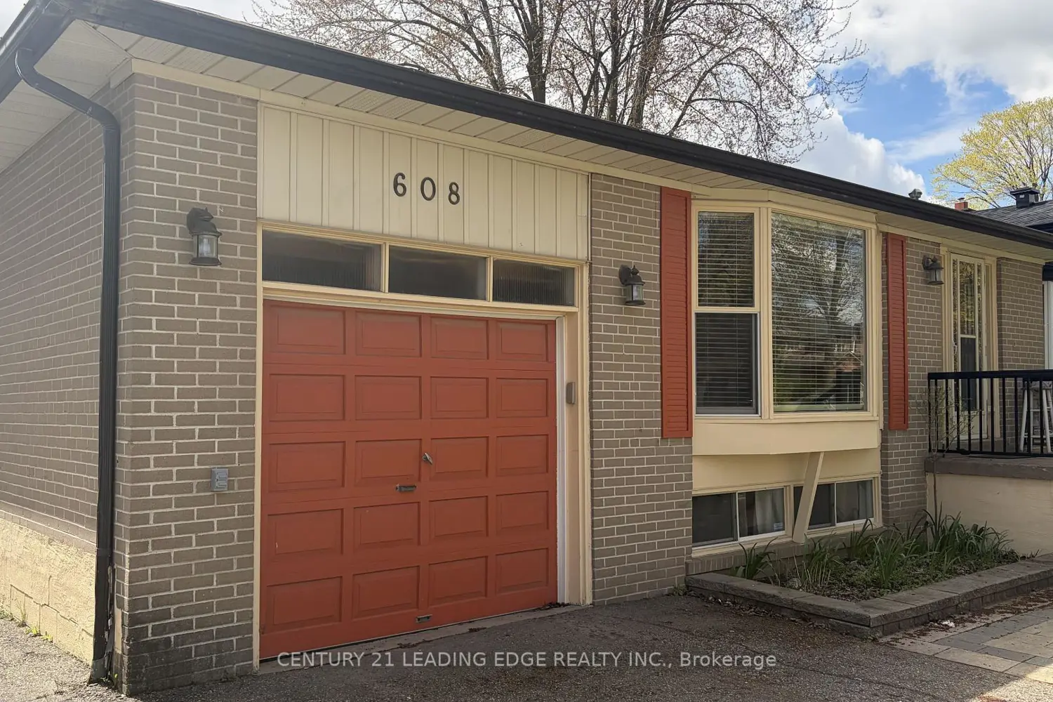 608 Rupert Avenue photo 4