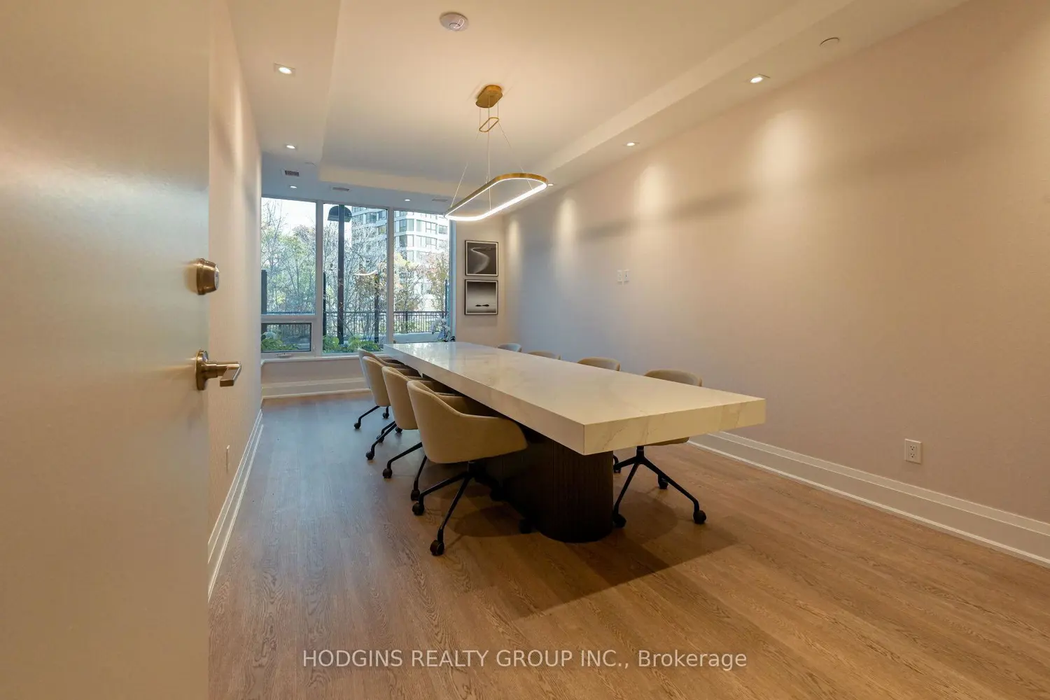 Additional image 14 of 1035 Southdown Road 1512
