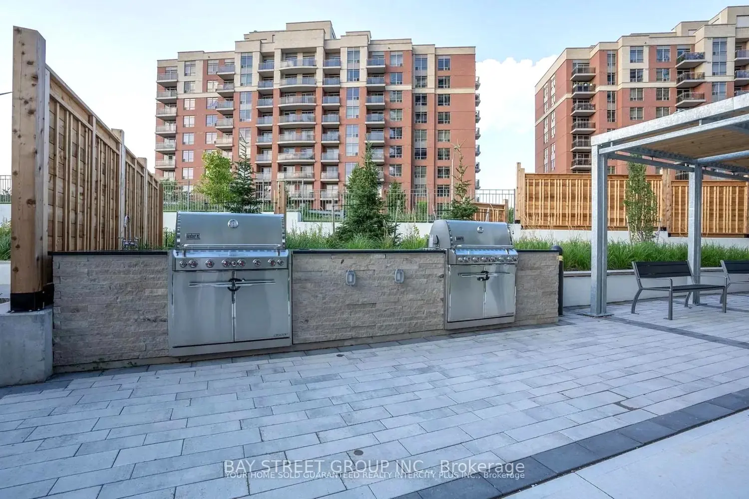 Additional image 16 of 85 Oneida Crescent 201