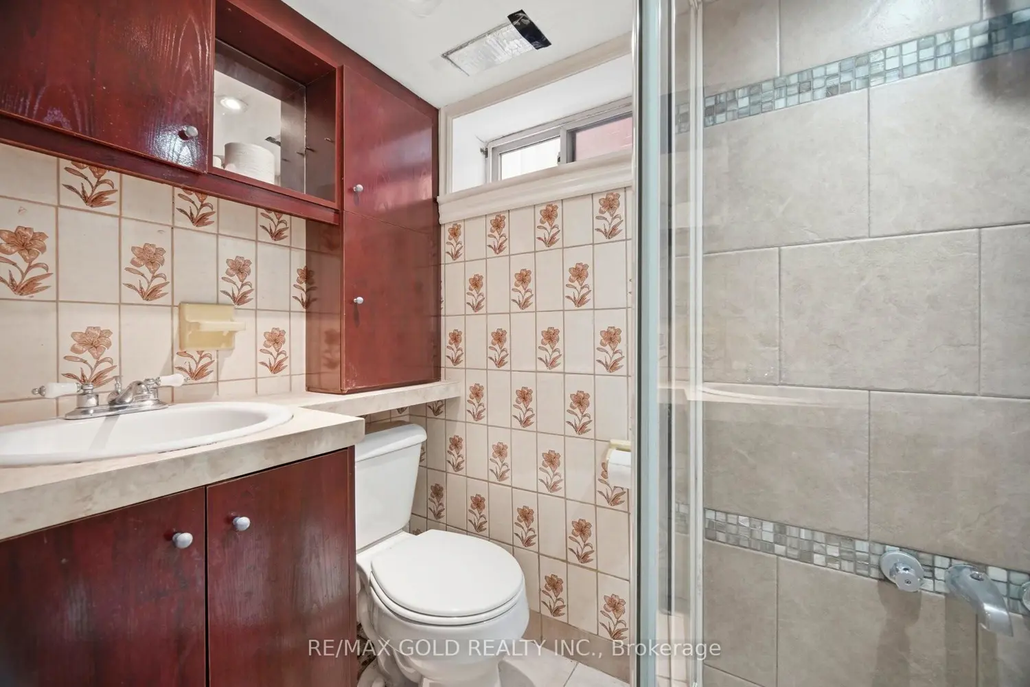 Additional image 16 of 27 Aileen Avenue