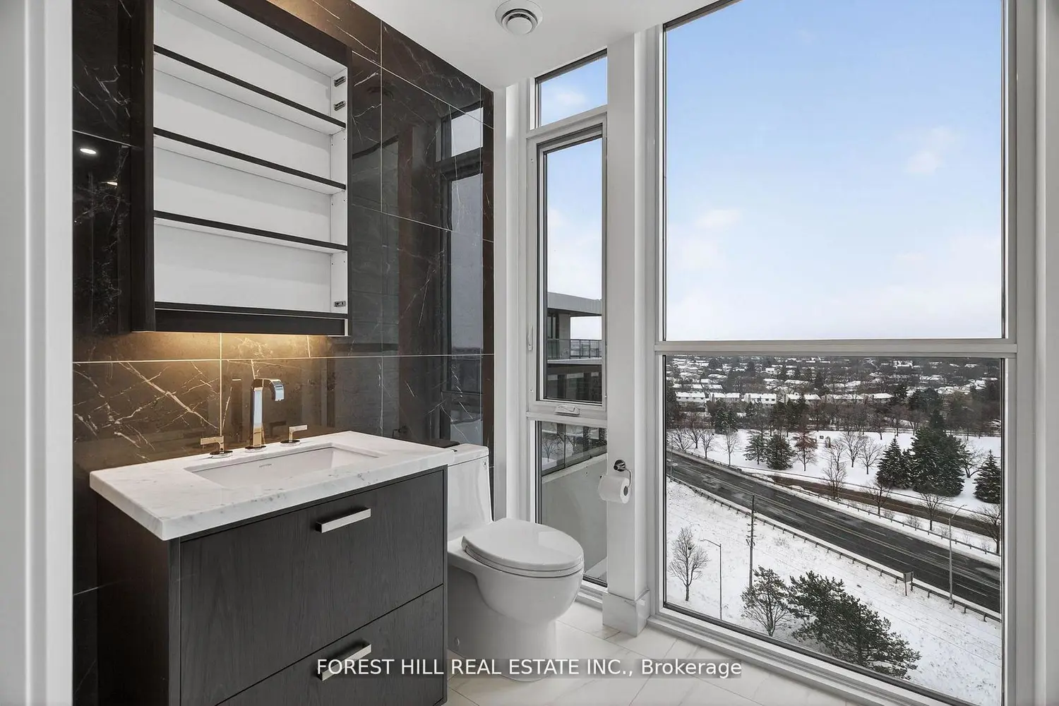 Additional image 9 of 399 Royal Orchard Boulevard Lph22