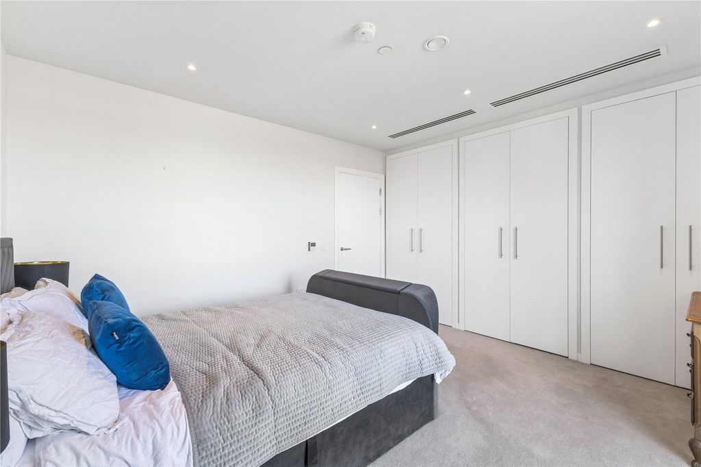 Additional image 7 of 3 bed flat to rentAspin Lane, Manchester, Greater Manchester M4